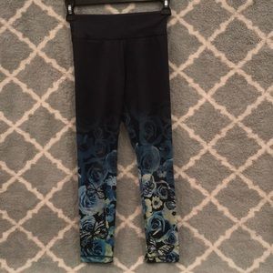 Justice active girls size 8 leggings, well loved